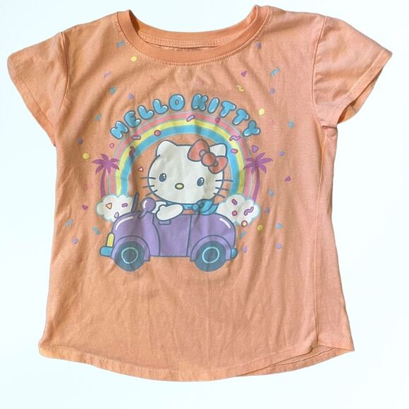 Hello Kitty (M) Graphic T-Shirt - Picture 1 of 4